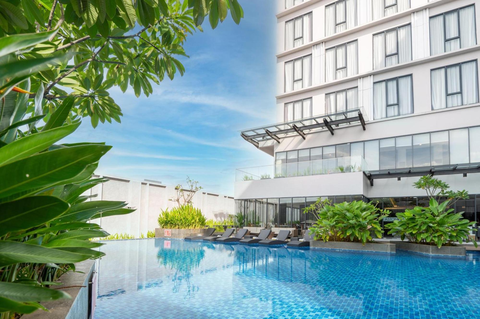 Aston Sorong Hotel & Conference Center ภายนอก รูปภาพ